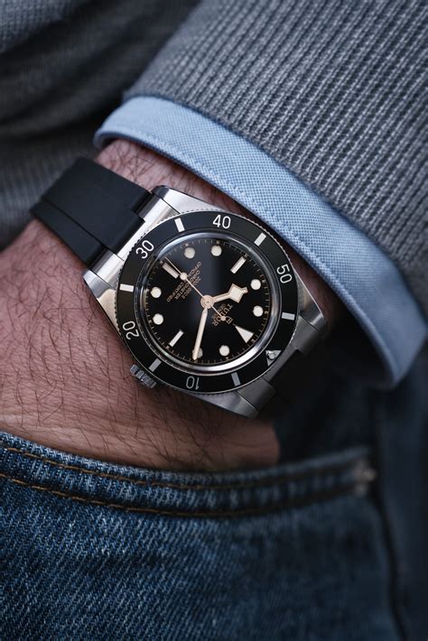 Tudor presenta il nuovo Black Bay 54 